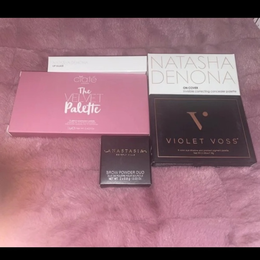 Eyeshadow lot